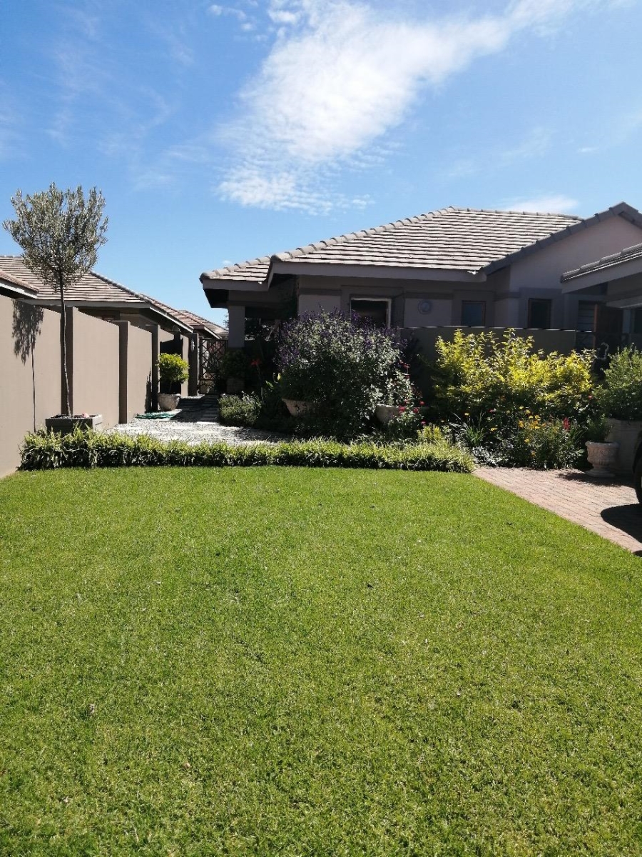 3 Bedroom Property for Sale in Wilkoppies North West